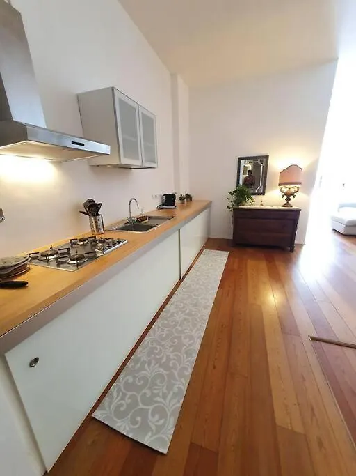 Daisy Apartment - City Center La Spezia